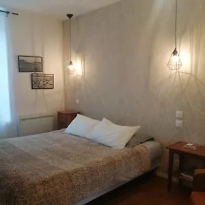 Couette-café Le Quai 18, Lesneven