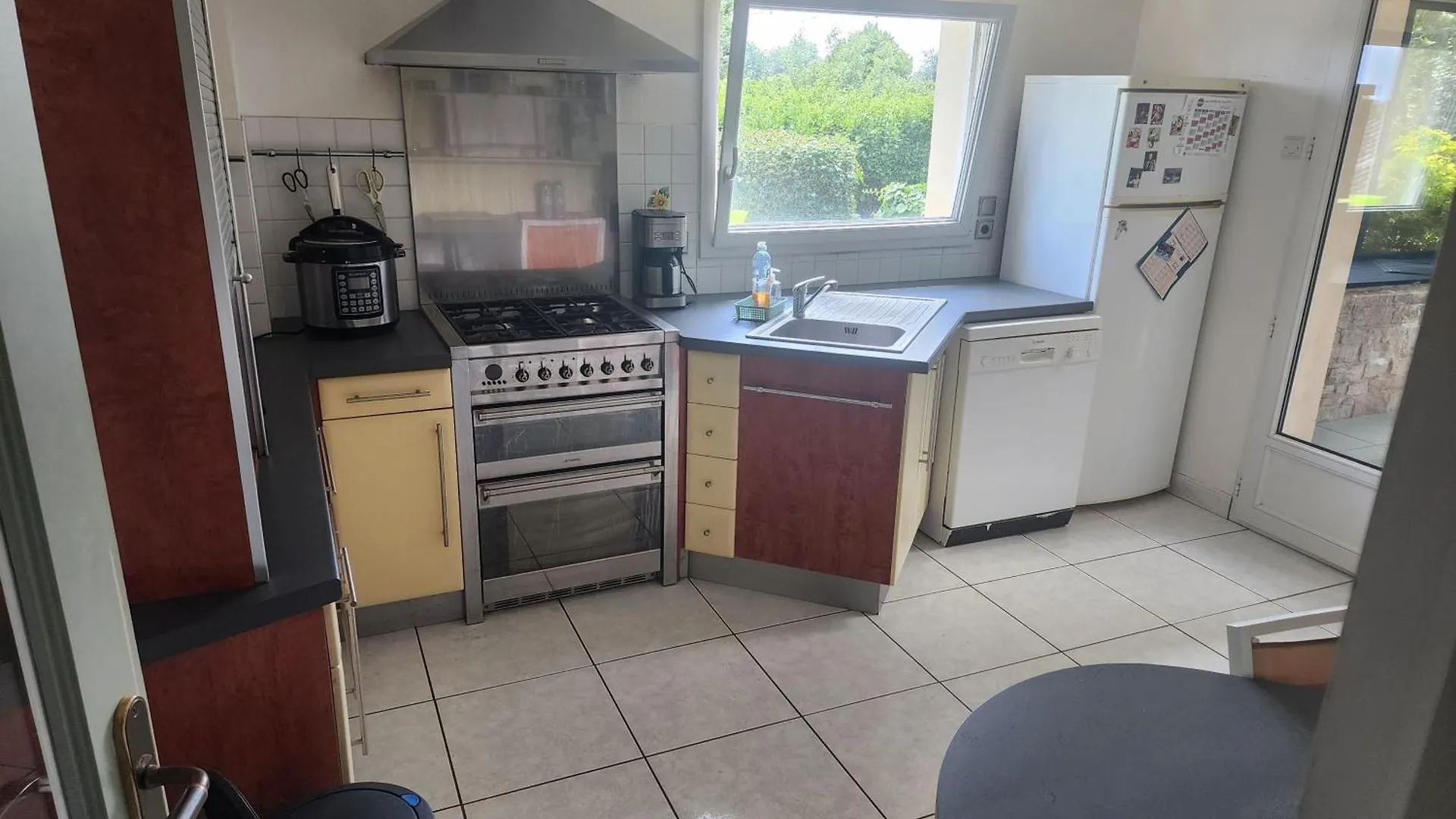 Сasa de vacaciones Maison Avec Jardin Et Jacuzzi Lesneven